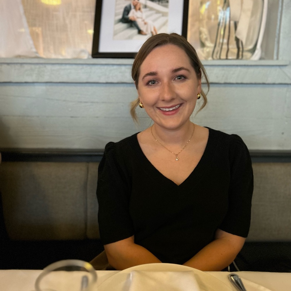 Meet your Posher, Chloe